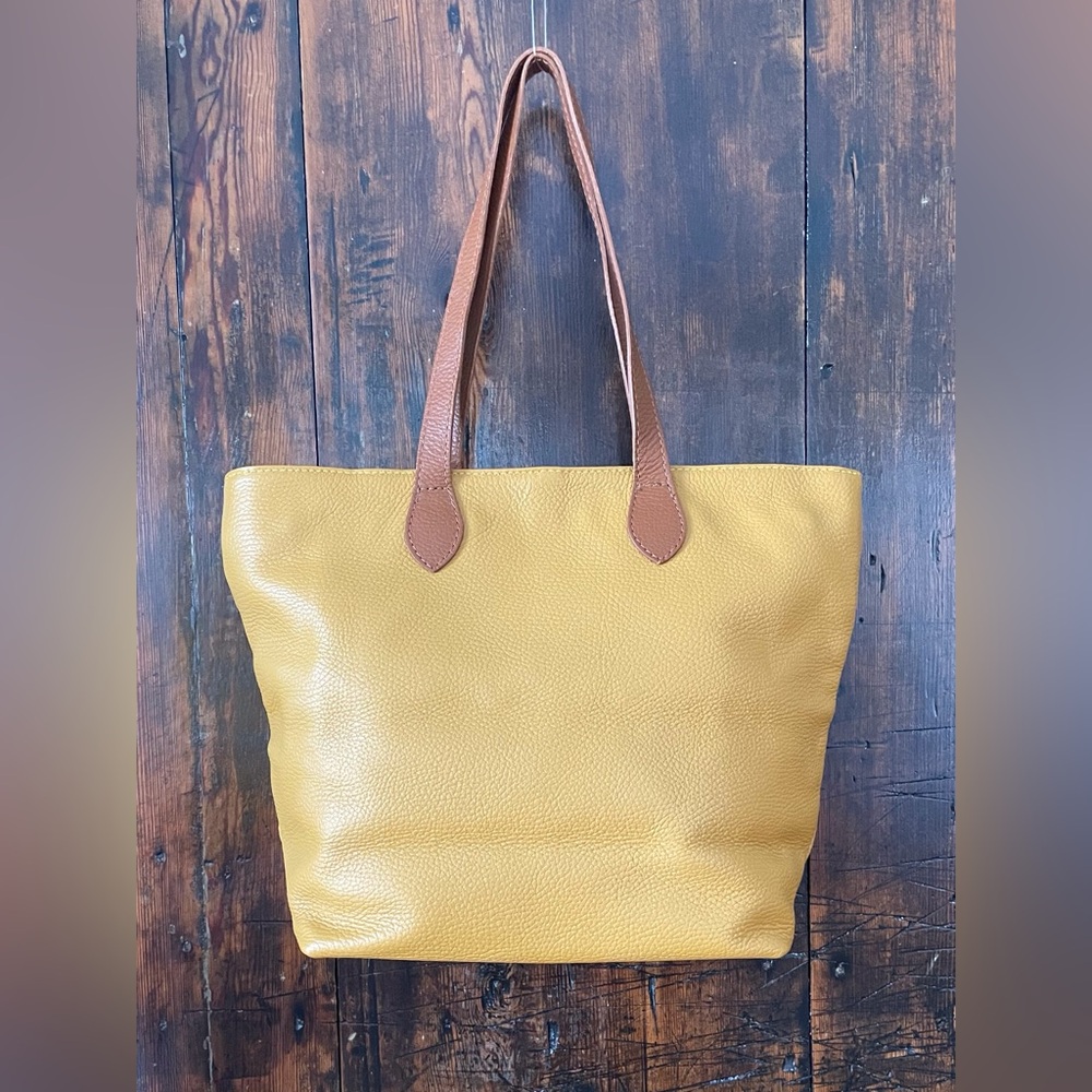 Italian Leather Shoulder Bag: Handmade Elegant Shopper Tote by LussoinPelle - Picture 11 of 11